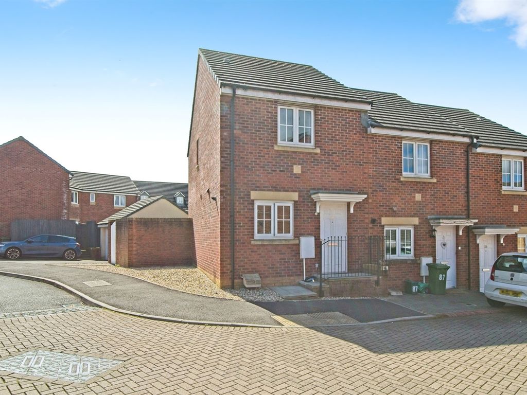 2 bed end terrace house for sale in Lonydd Glas, Llanharan, Pontyclun