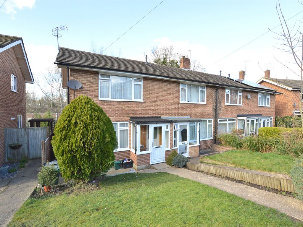 2 bed end terrace house for sale in Clyde Close, Redhill, Surrey RH1