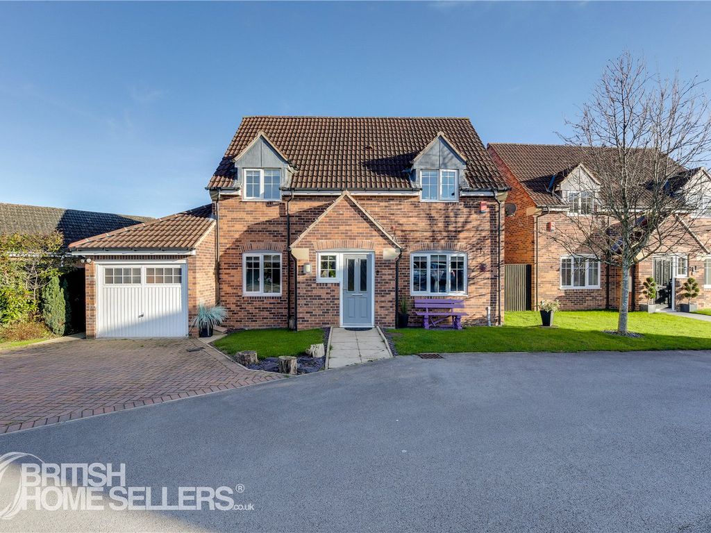 4 bed detached house for sale in Orchard Mews, North Anston, Sheffield