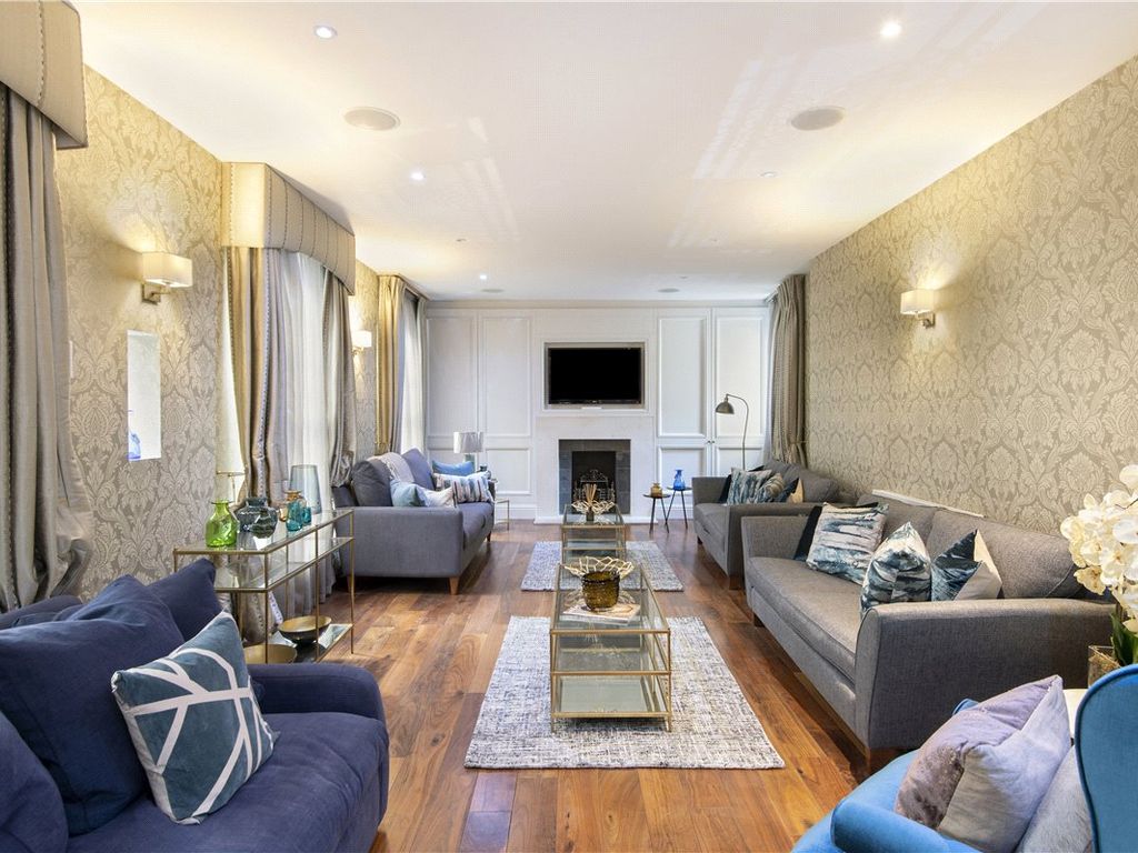 Charles Street, Mayfair W1J  