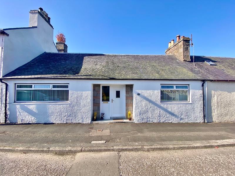 2 bed cottage for sale in Newton Street, Crosshill, Maybole KA19, £