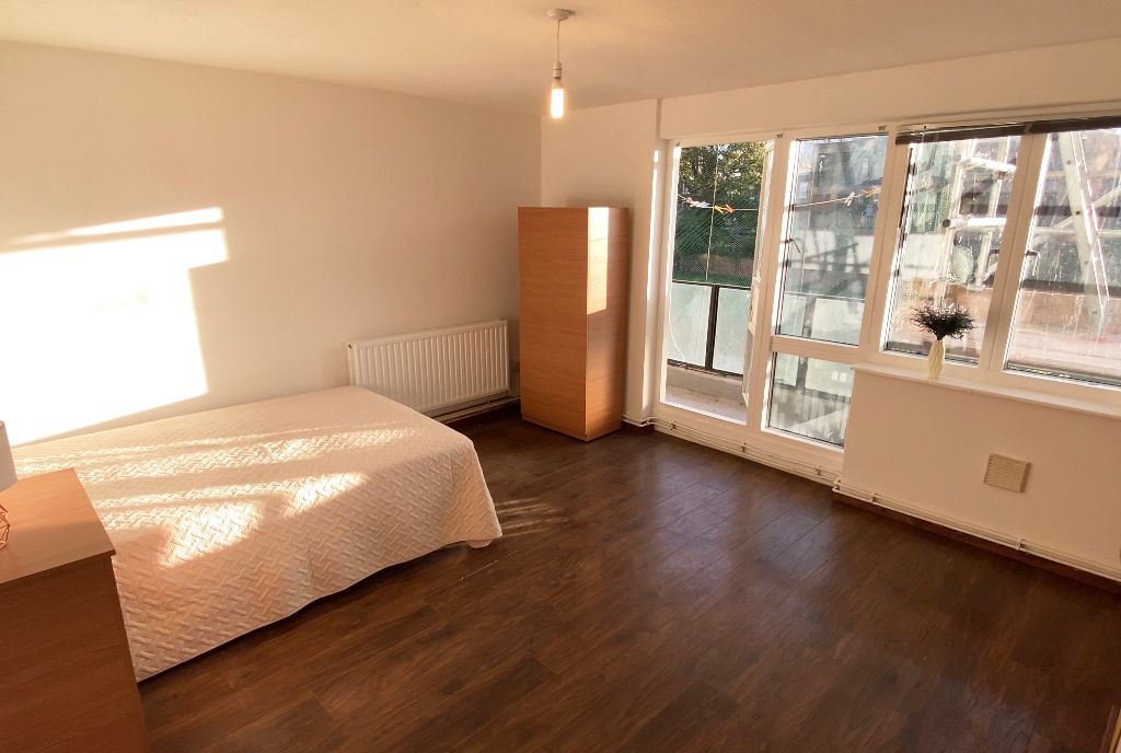 3 bed flat to rent in Longfield Estate, London SE1, £2,900 pcm Zoopla
