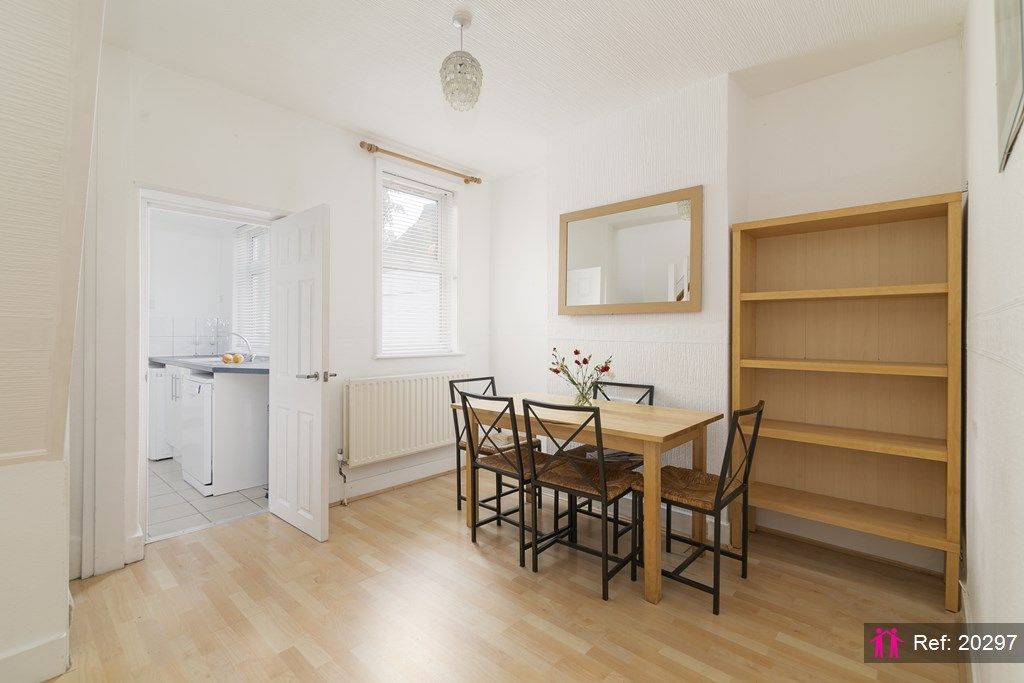 2 bed terraced house to rent in Aldworth Road, London E15 Zoopla