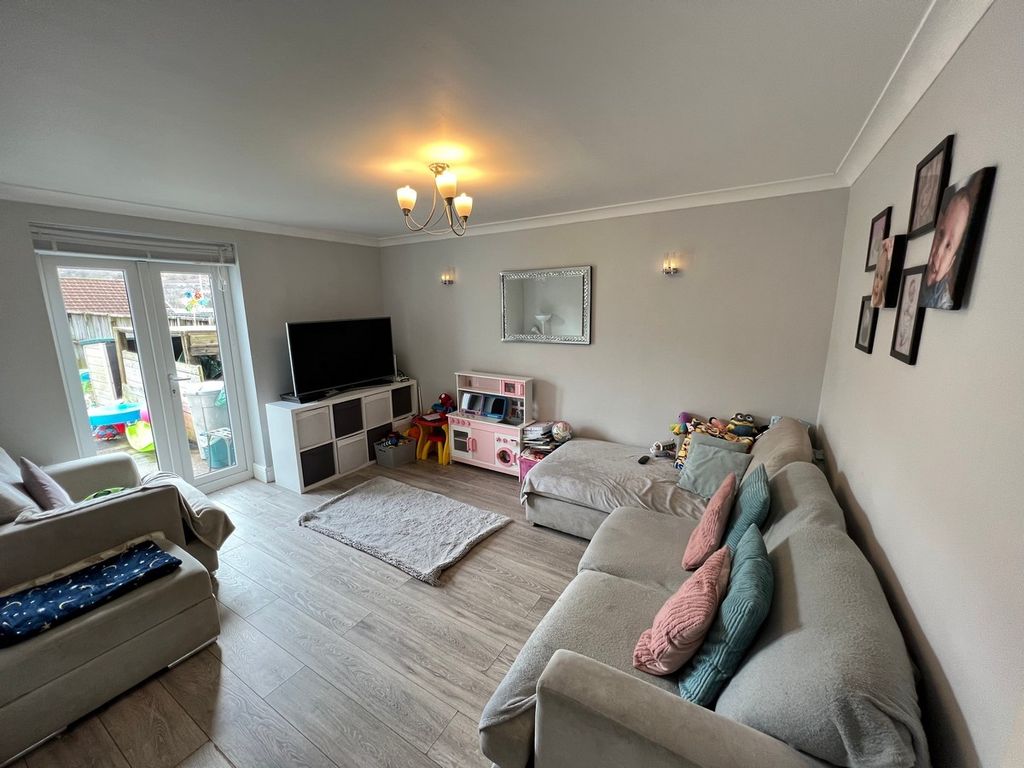 3 bed terraced house for sale in Llwynypia Terrace Tonypandy
