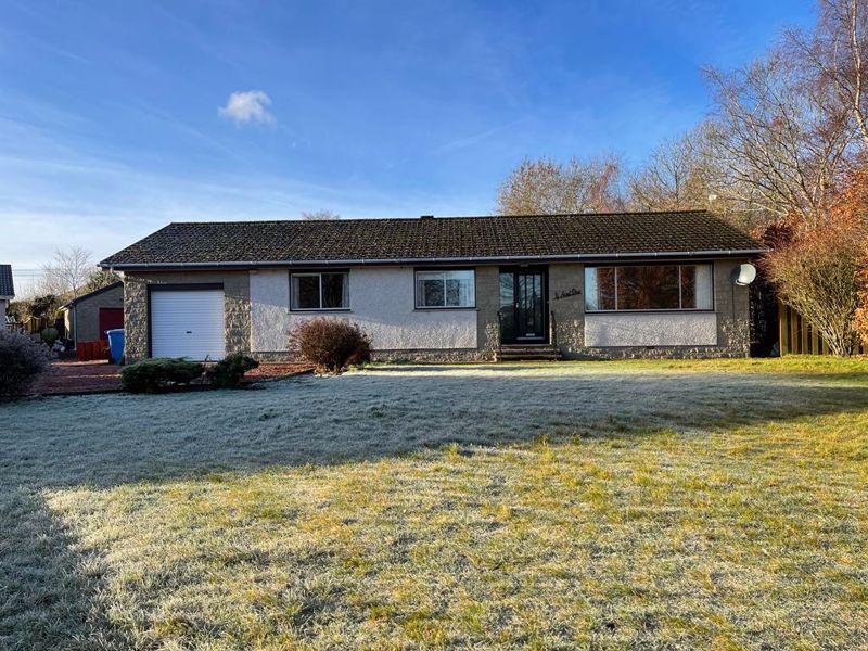 3 bed detached bungalow for sale in Brookside Court, Symington, Biggar