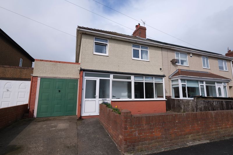 3 bed semidetached house for sale in Lindisfarne Road, Amble, Morpeth