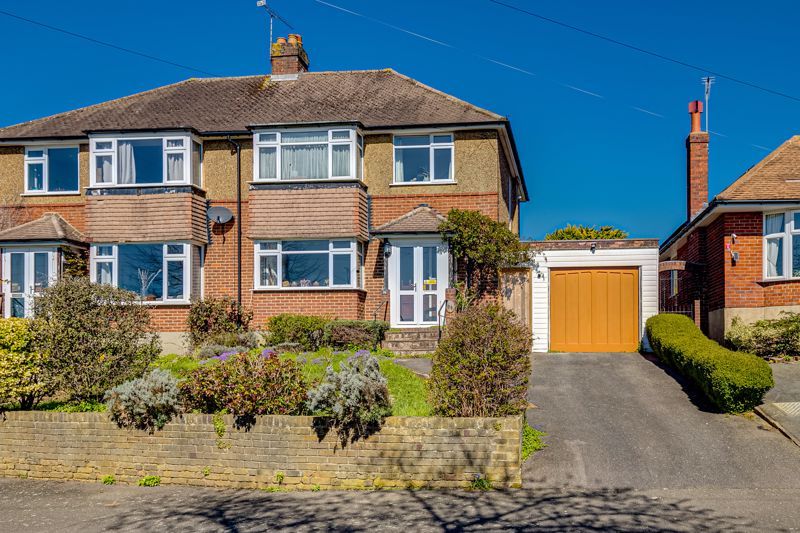 3 bed semidetached house for sale in Westfield Avenue, Sanderstead
