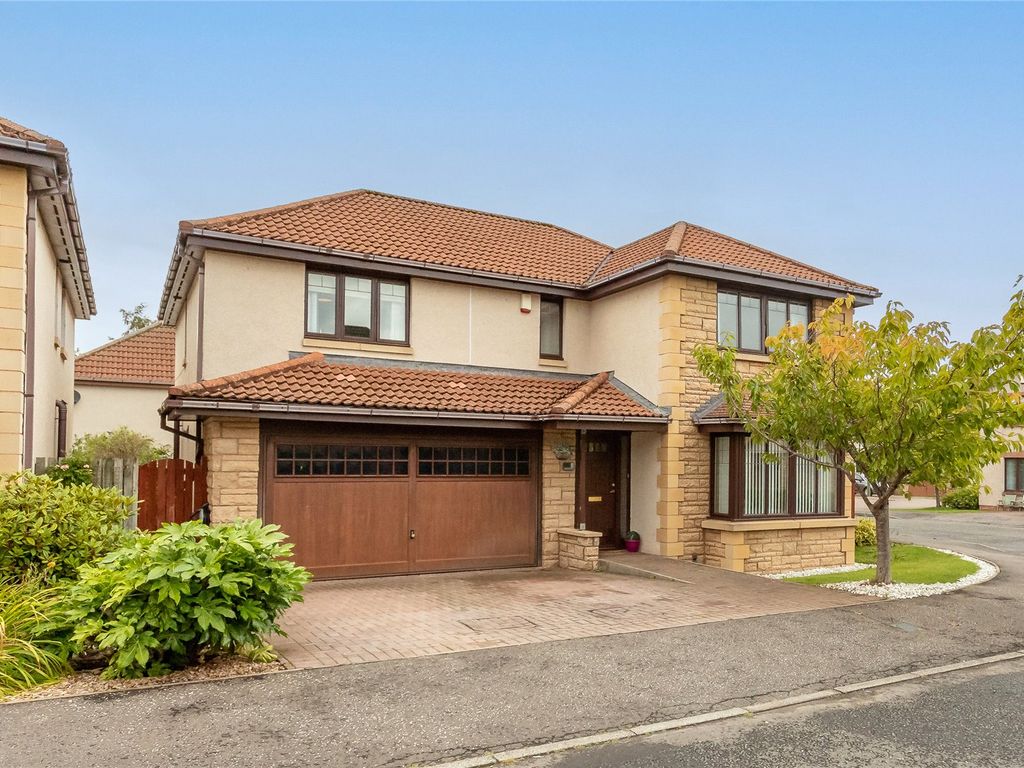 5 bed detached house for sale in Almond Gardens, Perth PH1 Zoopla