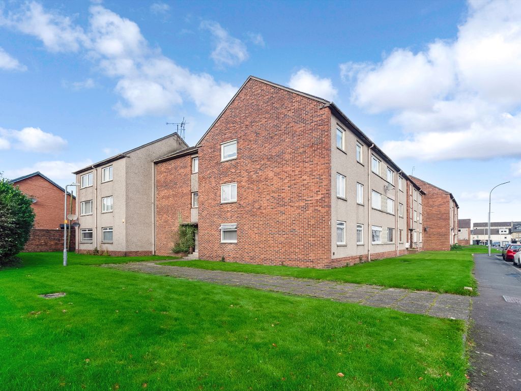 2 bed flat for sale in Bell Street, Renfrew PA4, £69,000 Zoopla