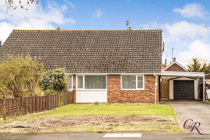 3 bed semidetached bungalow for sale in Springbank Road, Cheltenham