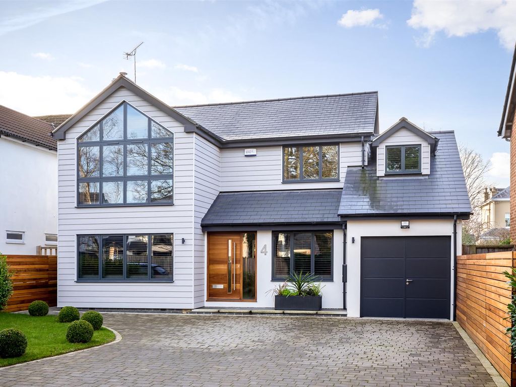 5 bed detached house for sale in Walnut Close, Pittville, Cheltenham