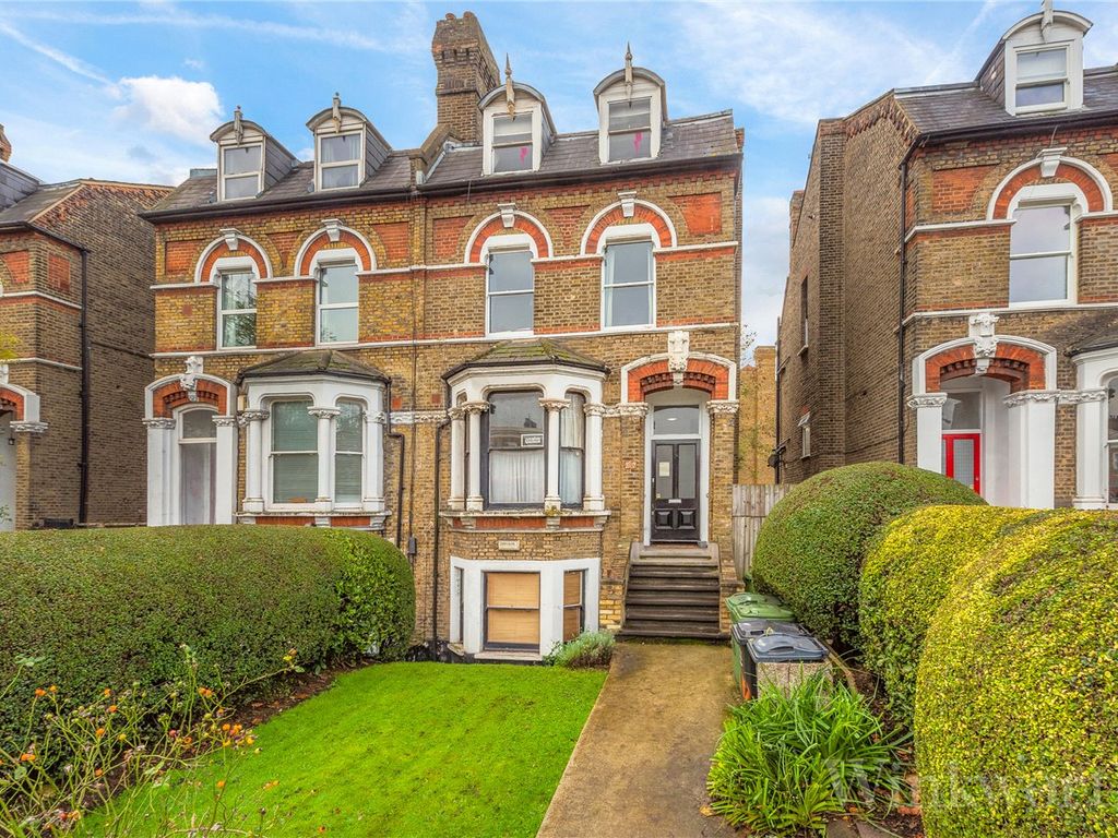 2 bed flat to rent in New Cross Road, London SE14, £1,800 pcm Zoopla