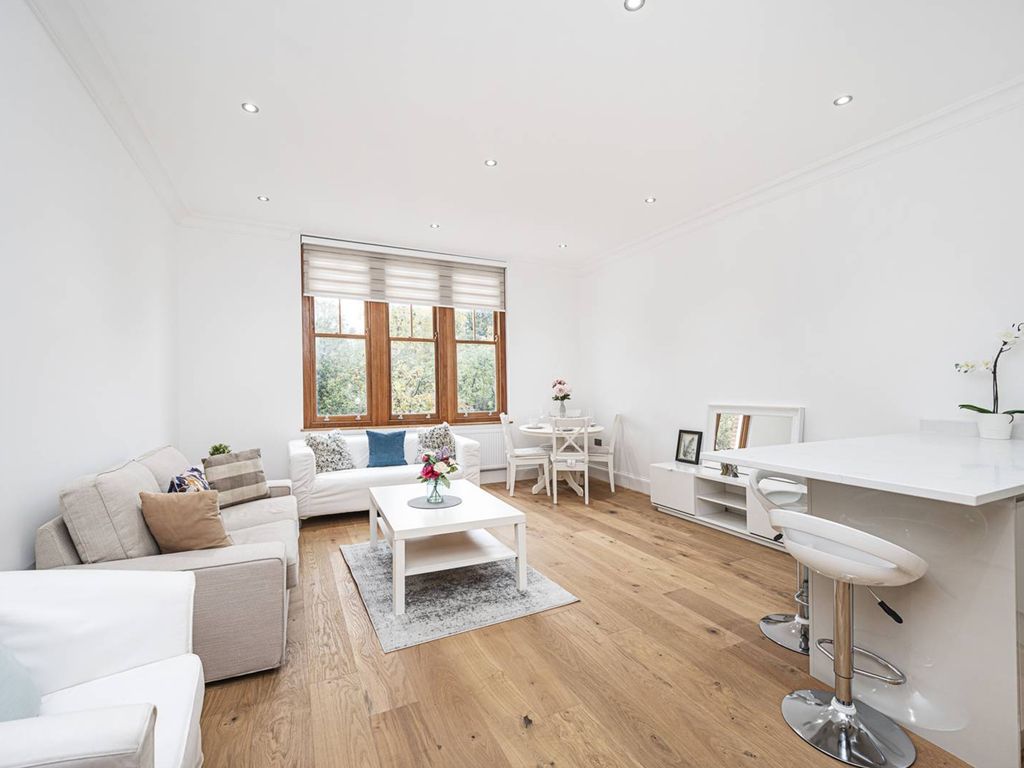 New home, 3 bed flat for sale in Priory Road, Crouch End N8, £750,000
