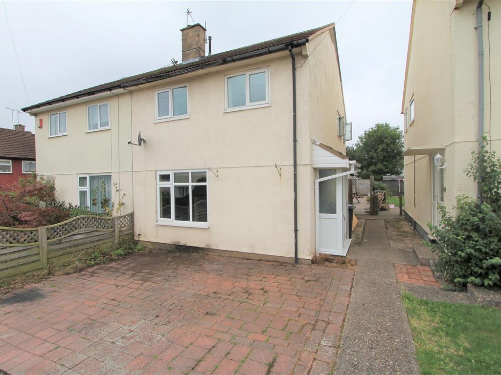 3 bed semidetached house for sale in Kirkwall Crescent, Thurnby Lodge, Leicester LE5 Zoopla