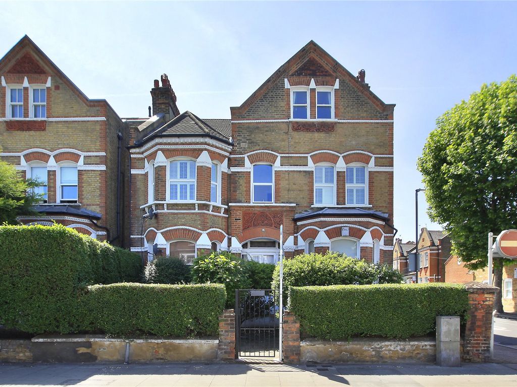 Trinity Road, Wandsworth, London SW17  