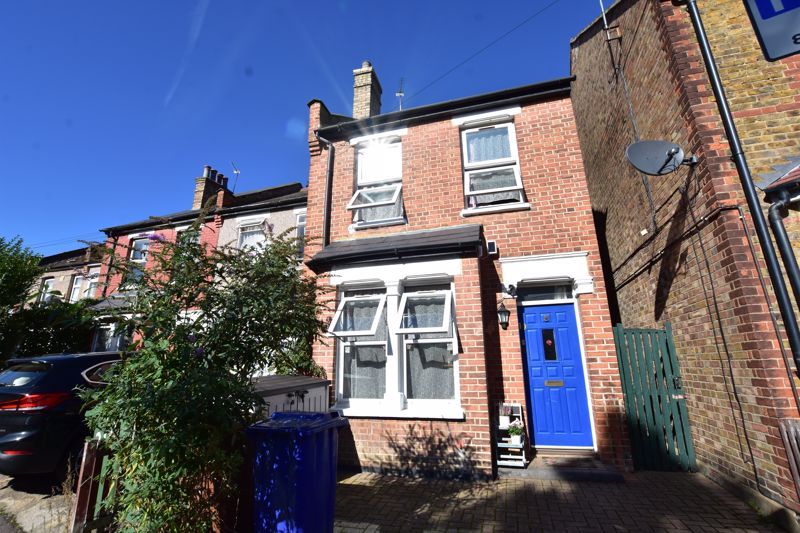 3 bed semidetached house for sale in Graham Road, Harrow HA3 Zoopla