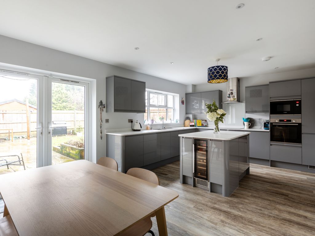 4 bed semidetached house for sale in Monson Road, Redhill RH1, £