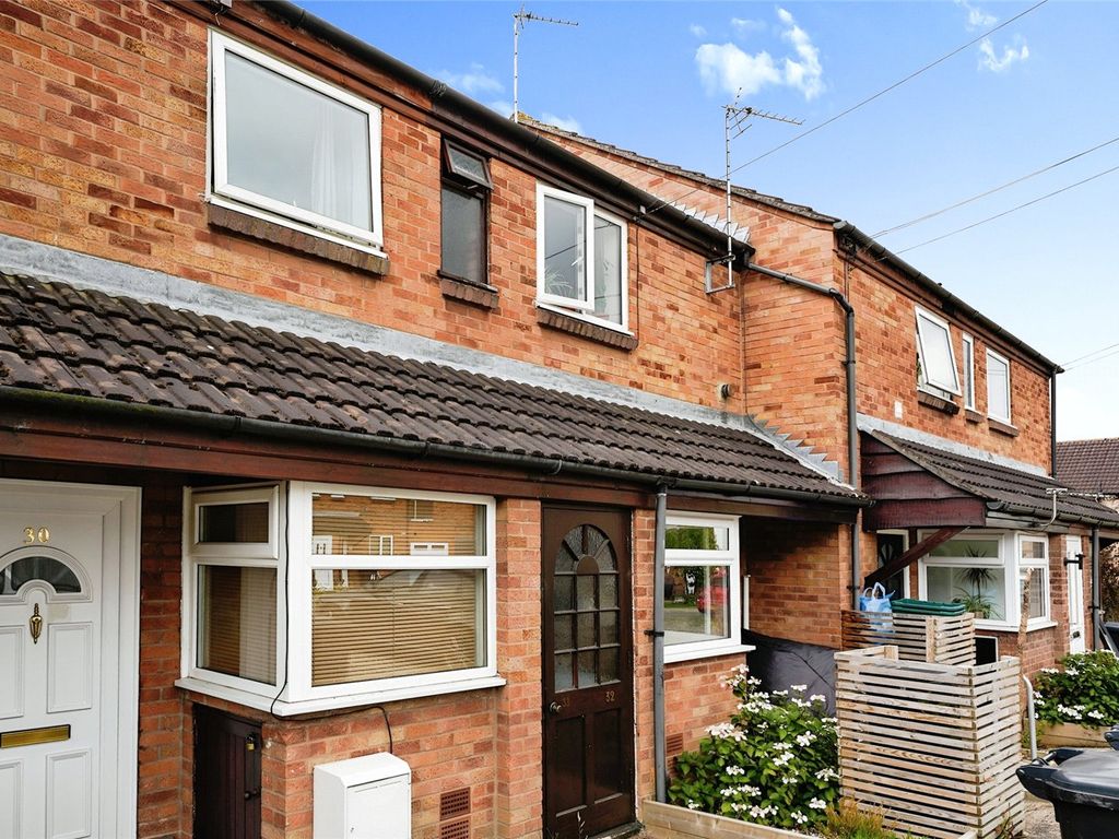 1 bed for sale in Squirrel Close, Quedgeley, Gloucester