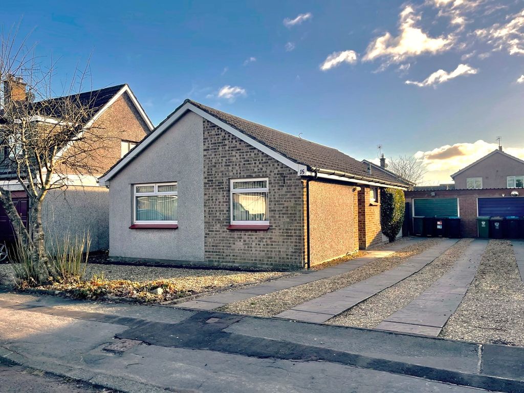 3 bed bungalow for sale in 15 Tummel Place, Kinross KY13, £225,000 Zoopla