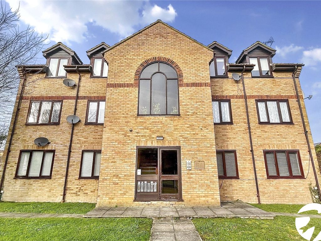 2 bed flat for sale in Low Close, Greenhithe, Kent DA9 Zoopla