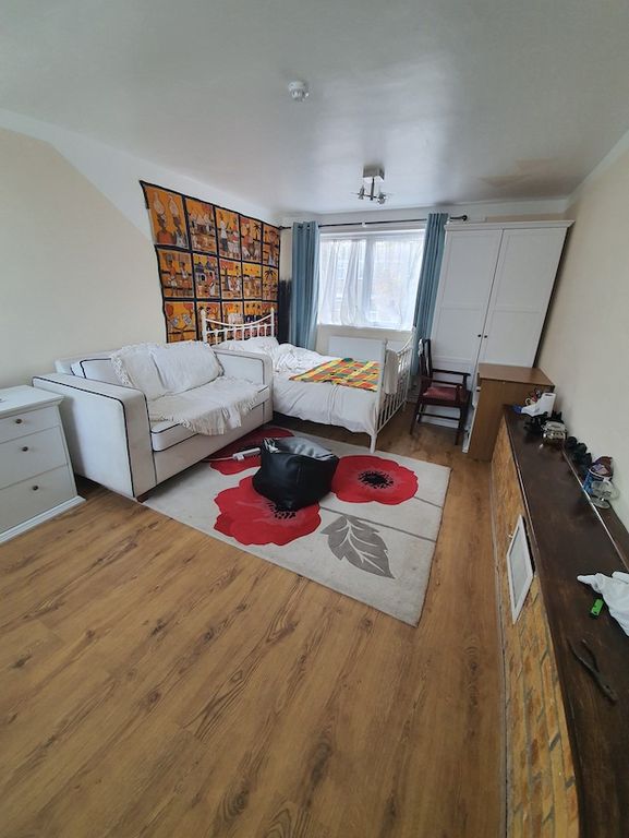 1 bed property to rent in Shelley Road, Wellingborough NN8 Zoopla