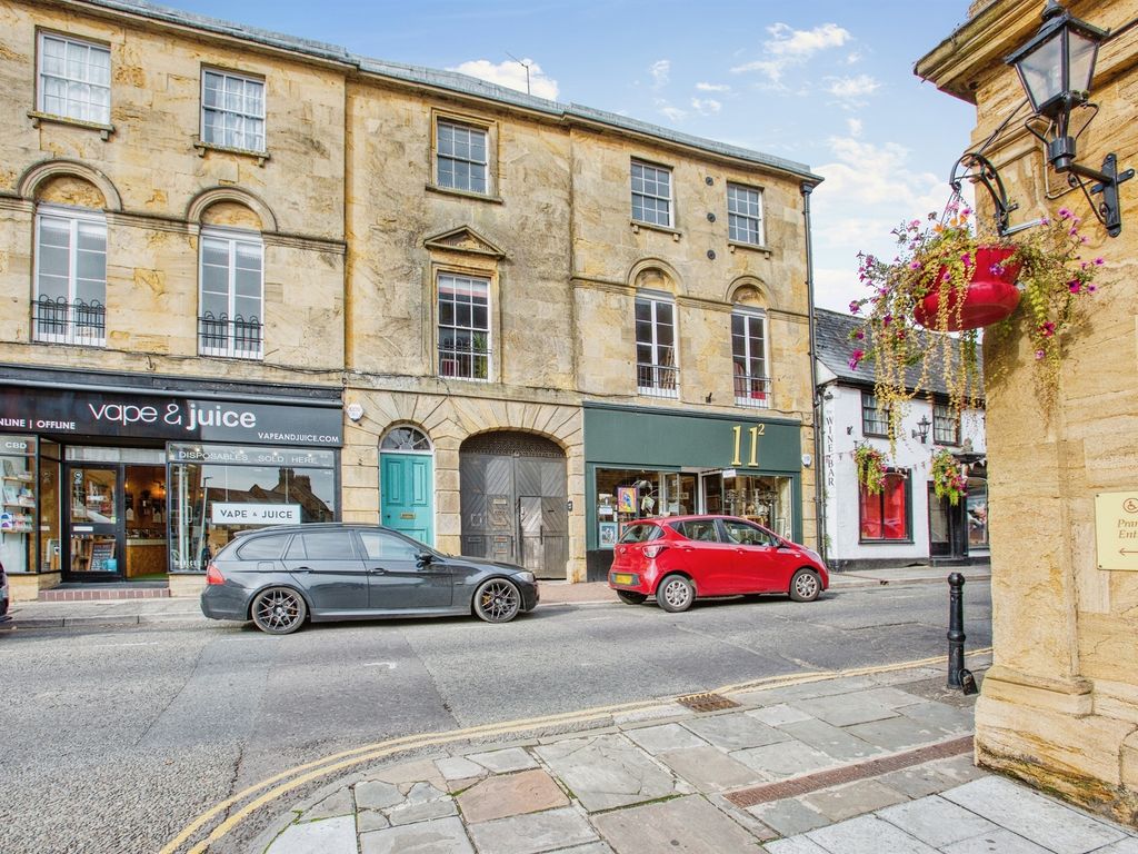 1 bed flat for sale in Market Square, Crewkerne TA18, £65,000 Zoopla