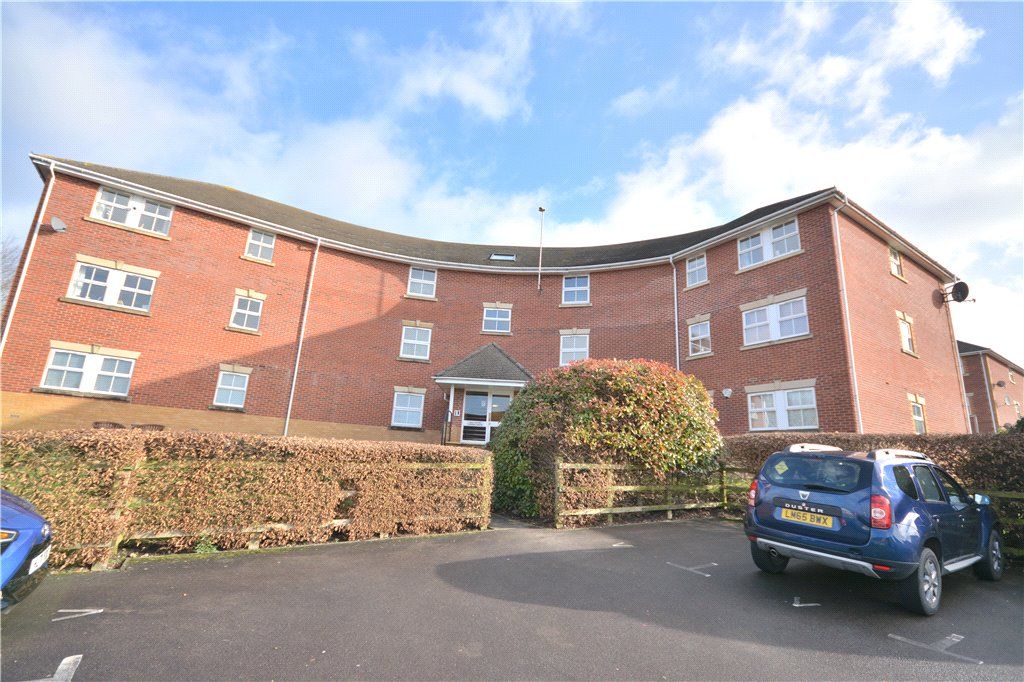 2 bed flat for sale in turing drive, bracknell, berkshire rg12