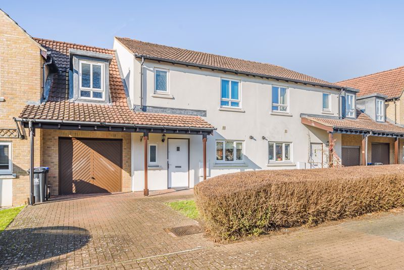 3 bed property for sale in Denham Garden Village, Oberon Court