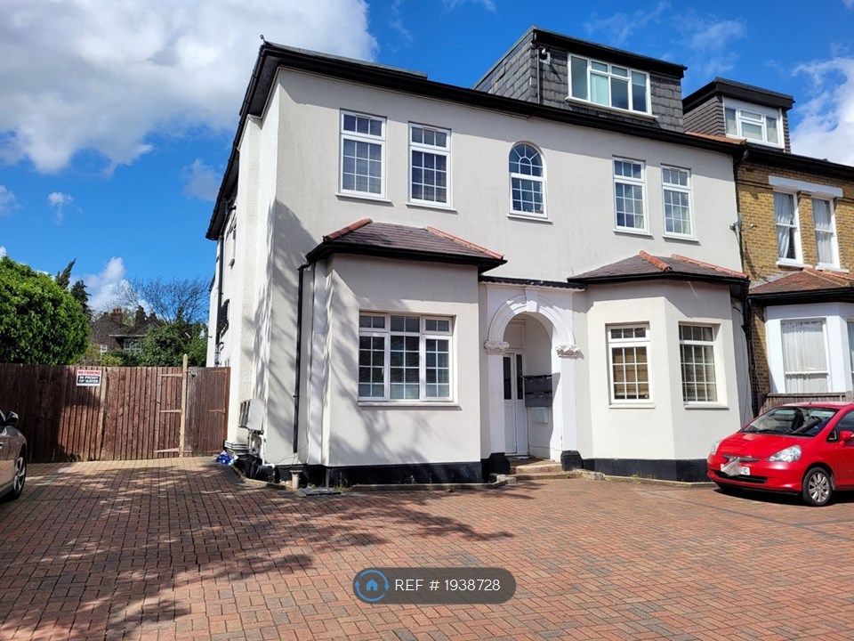 Studio to rent in Finchley Lane, London NW4, £1,100 pcm Zoopla