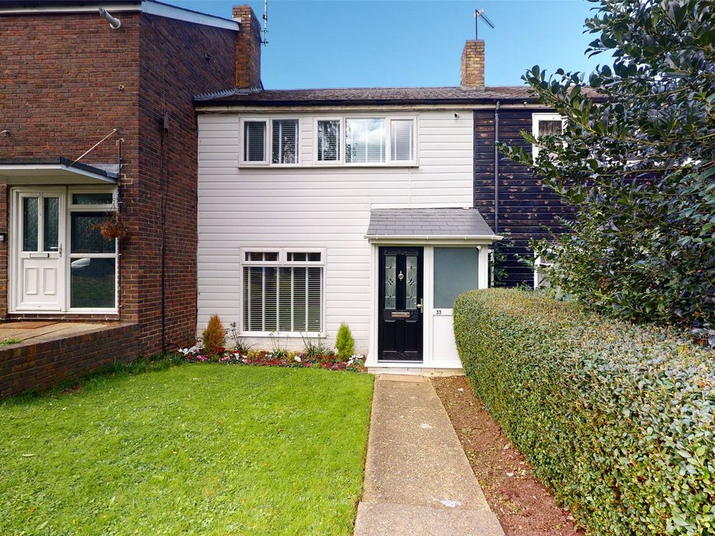 2 bed terraced house for sale in Mistley Path, Basildon SS16 Zoopla