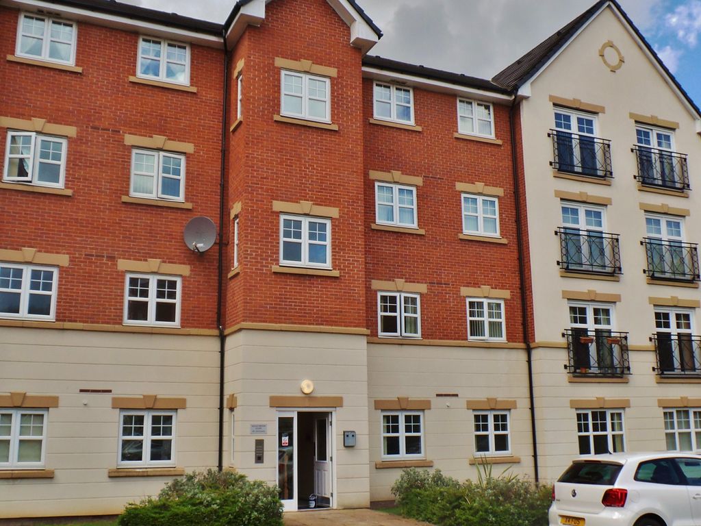 2 bed flat to rent in Astley Brook Close, Bolton BL1, £750 pcm Zoopla