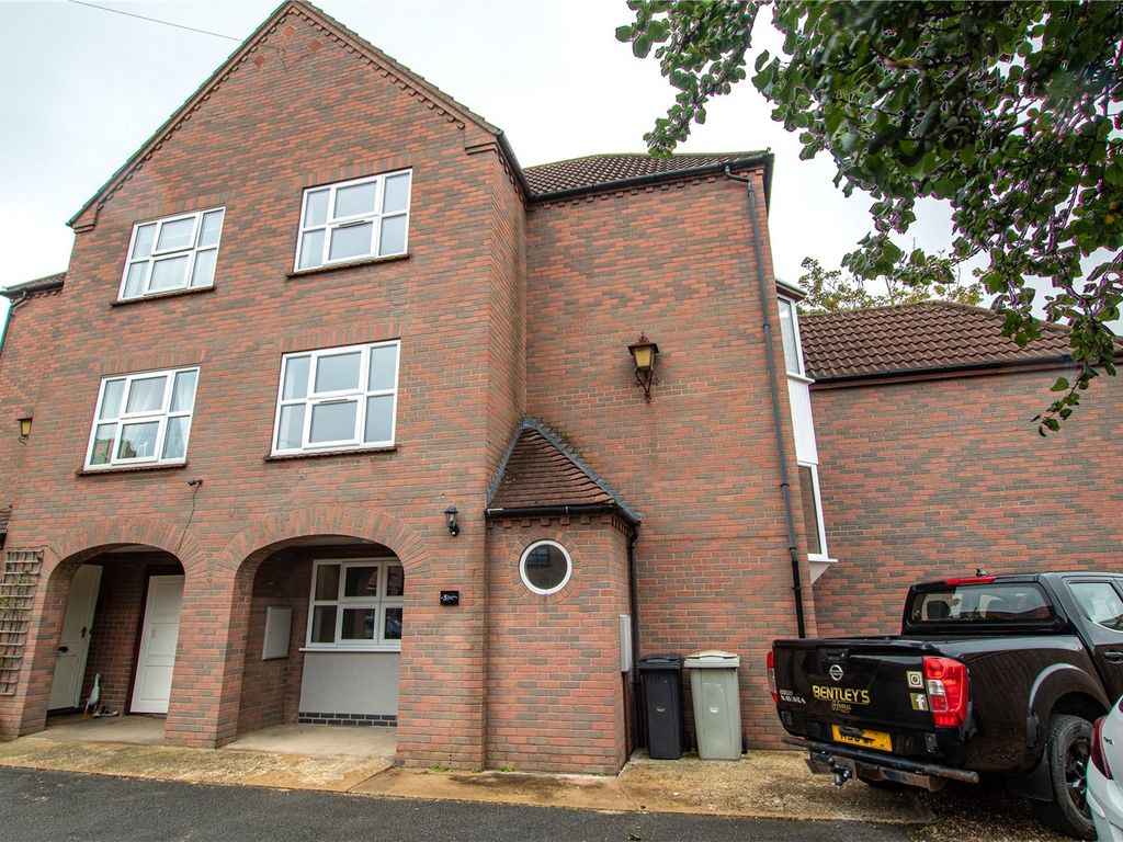 4 bed semidetached house to rent in Windsor Mews, Louth LN11, £1,250