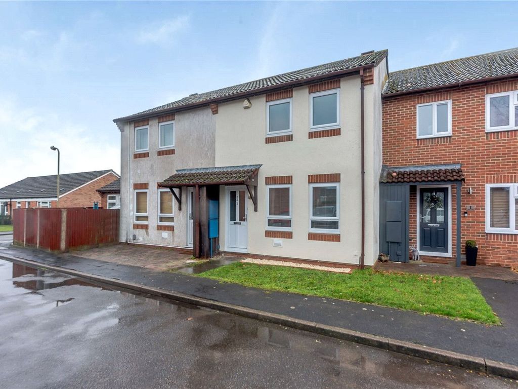 2 bed terraced house for sale in Kendal Close, Thatcham, Berkshire RG18