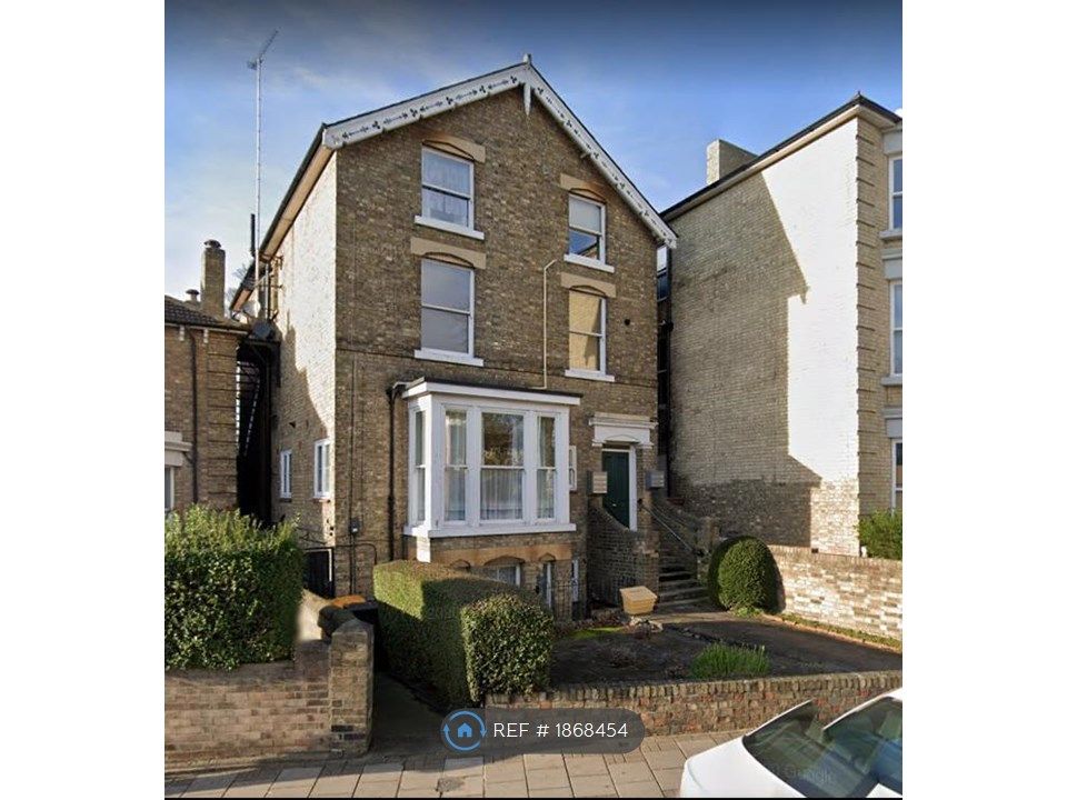 1 bed flat to rent in Kimbolton Road, Bedford MK40, £488 pcm Zoopla