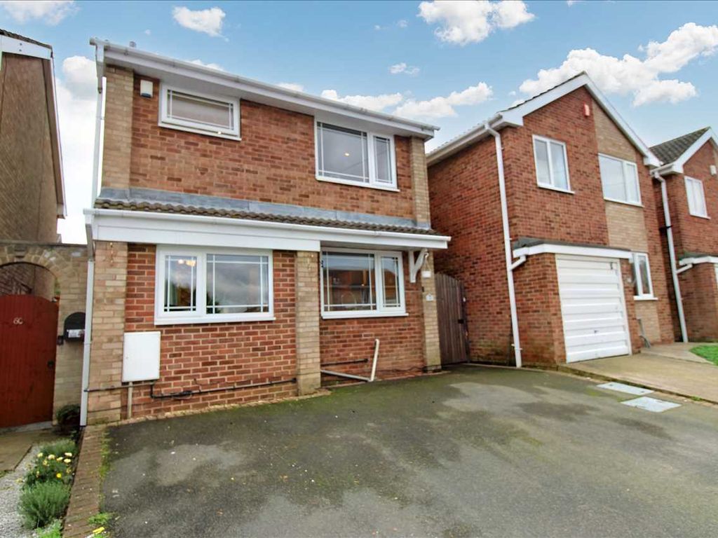 3 bed detached house for sale in Brunel Avenue, Newthorpe, Nottingham