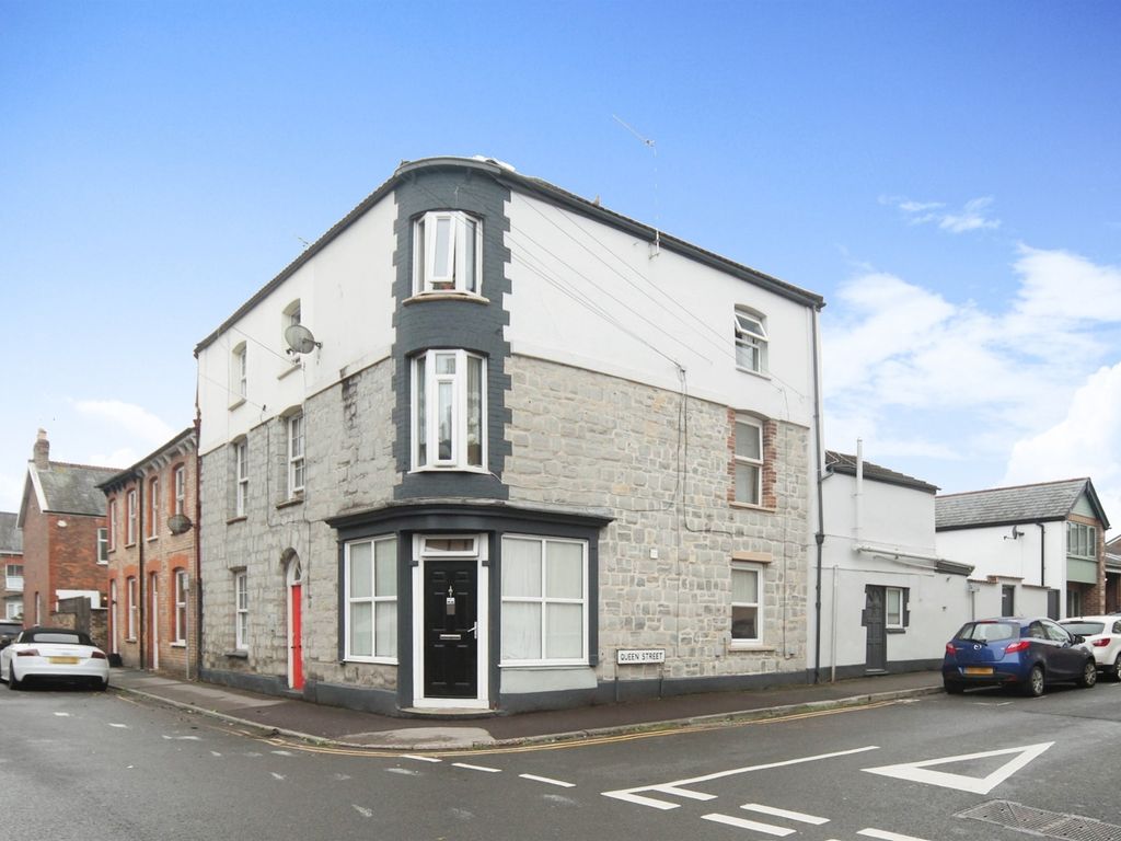 5 bed terraced house for sale in Queen Street, Taunton TA1, £325,000