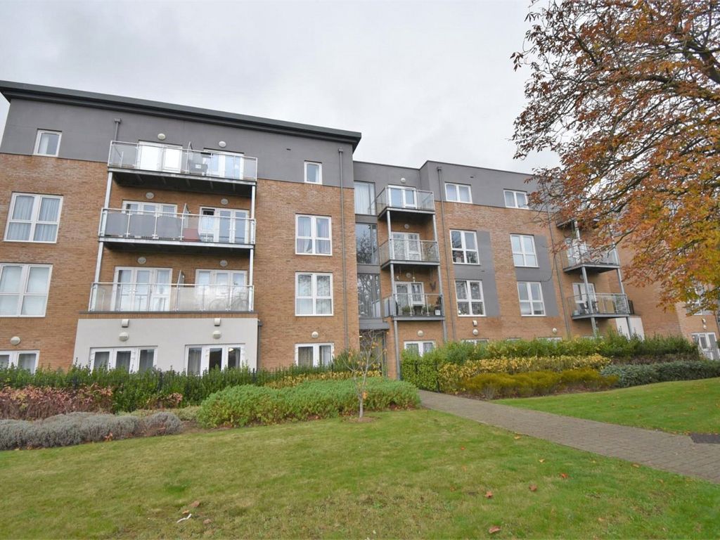 1 bed flat for sale in Regents Lodge, West Drayton, Middlesex UB7, £