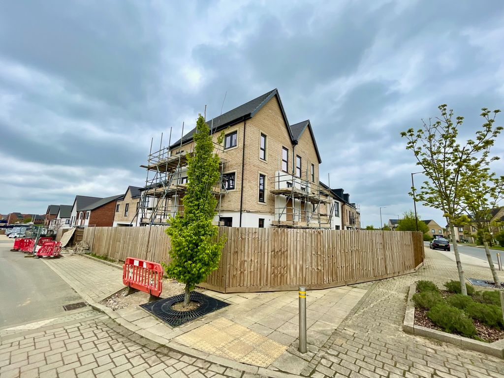 2 bed flat to rent in Hayton Way, Kingsmead, Milton Keynes MK4 Zoopla