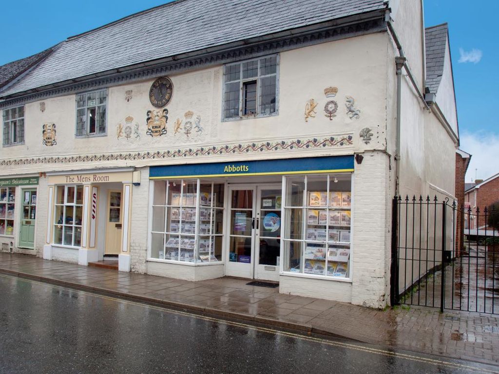 Commercial property to let in 46 High Street, Hadleigh, Ipswich