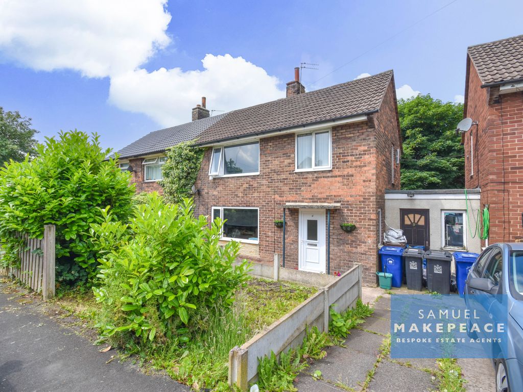 3 bed semidetached house for sale in Essex Drive, Kidsgrove, StokeOn