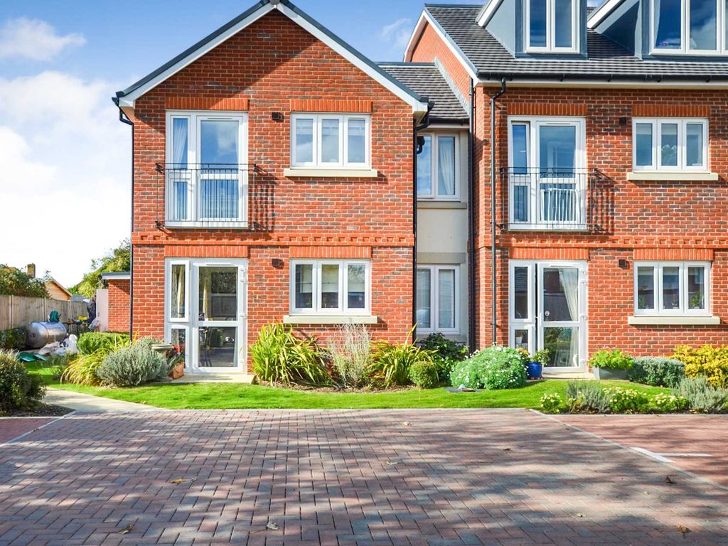 1 bed flat for sale in Tamarisk Lodge, East Wittering, West Sussex PO20