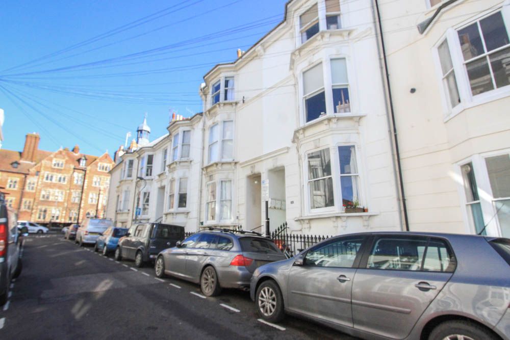 2 bed flat for sale in College Road, Brighton BN2 Zoopla