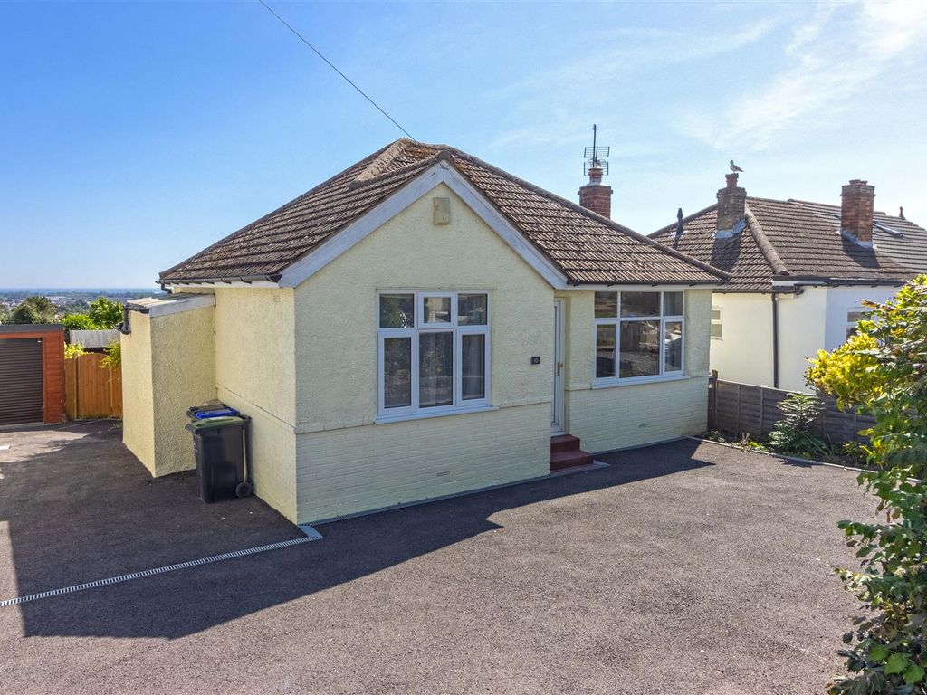 2 bed detached bungalow for sale in Howard Road, Sompting, Lancing BN15