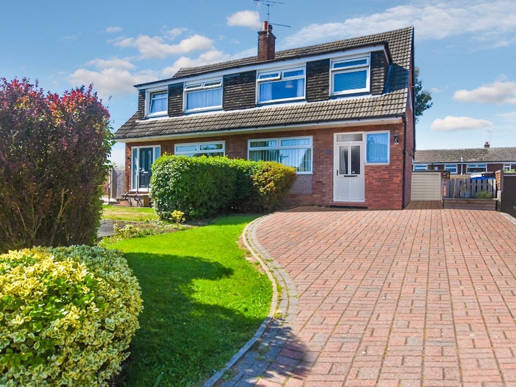 3 bed semidetached house for sale in Massey Avenue, Hartford