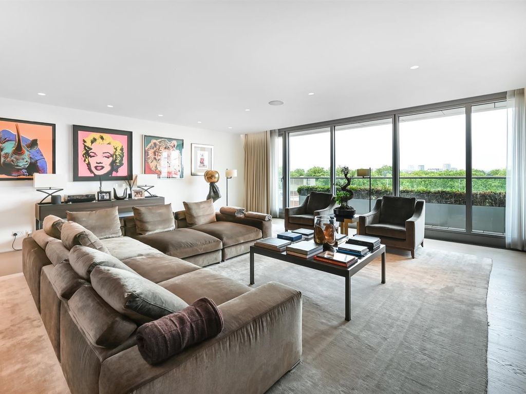 The Knightsbridge Apartments, 199 Knightsbridge SW7  