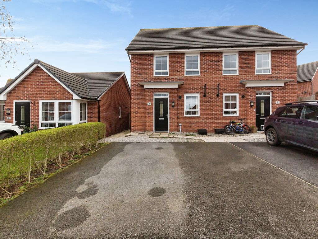 3 bed semidetached house for sale in Celandine Way, Nantwich CW5 Zoopla
