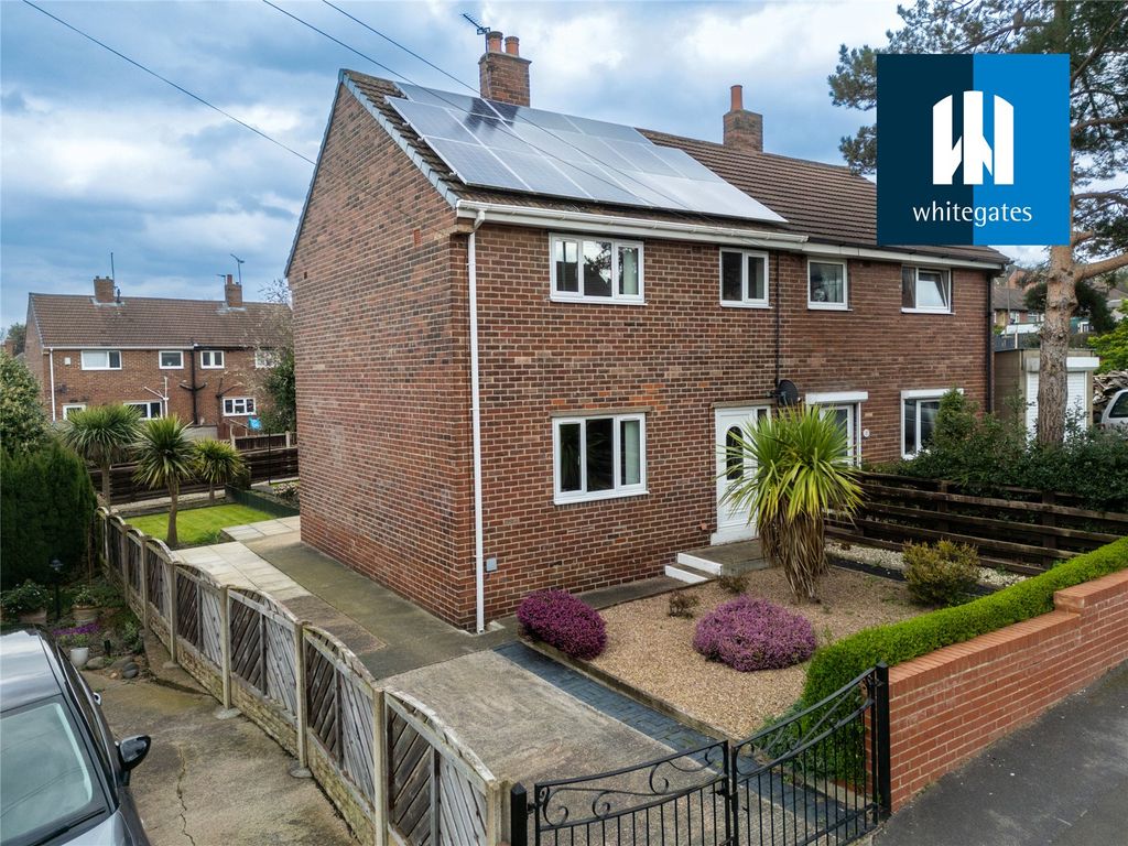 3 bed semidetached house for sale in Vickers Avenue, South Elmsall