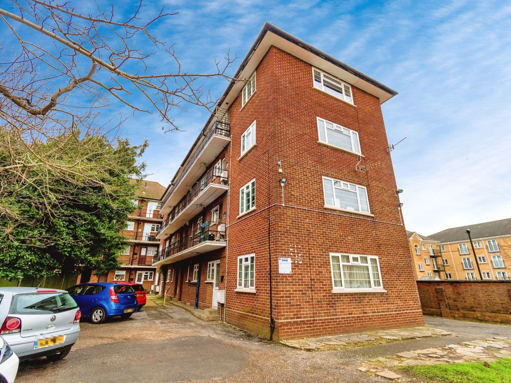 1 bed flat for sale in Archers, Archers Road, Southampton, Hampshire