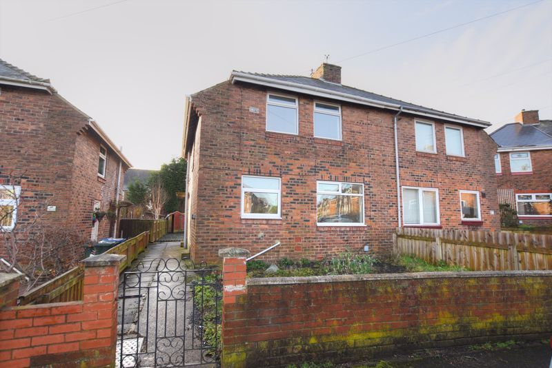 3 bed semidetached house to rent in Kenton Crescent, Kenton, Newcastle