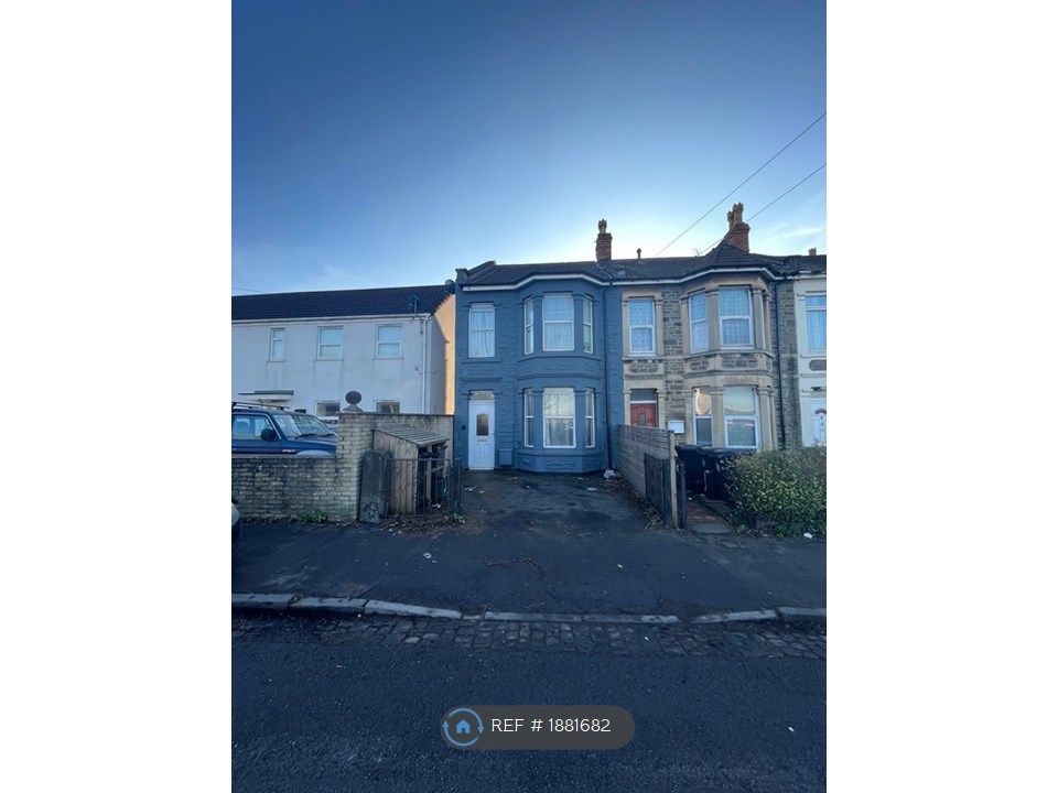 5 bed end terrace house to rent in Lodge Causeway, Bristol BS16, £3,875